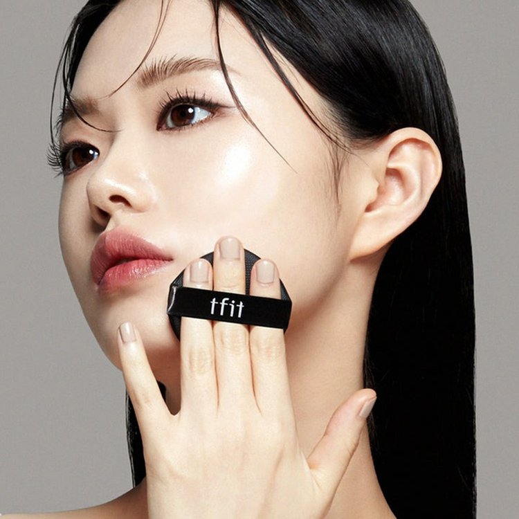 Almohadilla de Maquillaje LAYERING FIT GLOW CUSHION EX SPF50+ PA++++ 12g - TFIT