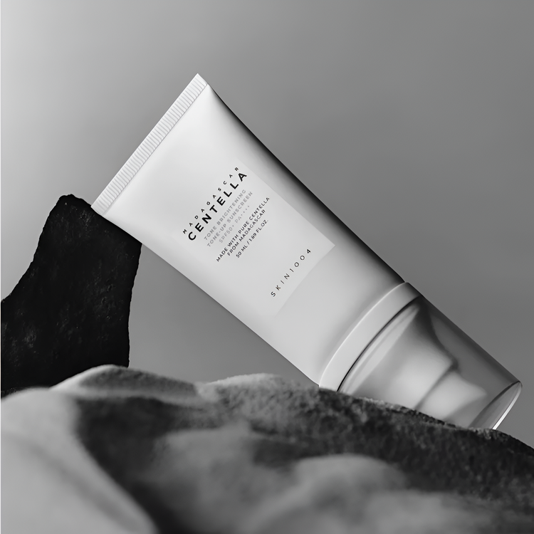 Bloqueador Solar Aclarante de Centella SPF50 50ml - Skin1004