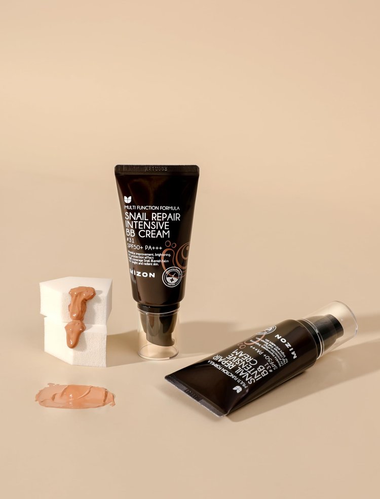Crema BB Intensiva De Reparación De Caracol 27 SPF50 50 g - Mizon