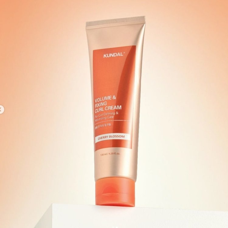 Crema para Rizos con Volumen y Fijación Flor de Cerezo 130 ml - Kundal