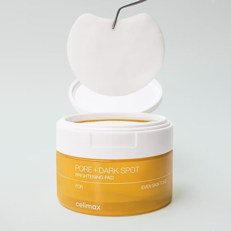 Almohadilla Iluminadora para Poros y Manchas Oscuras 100 ml - Celimax