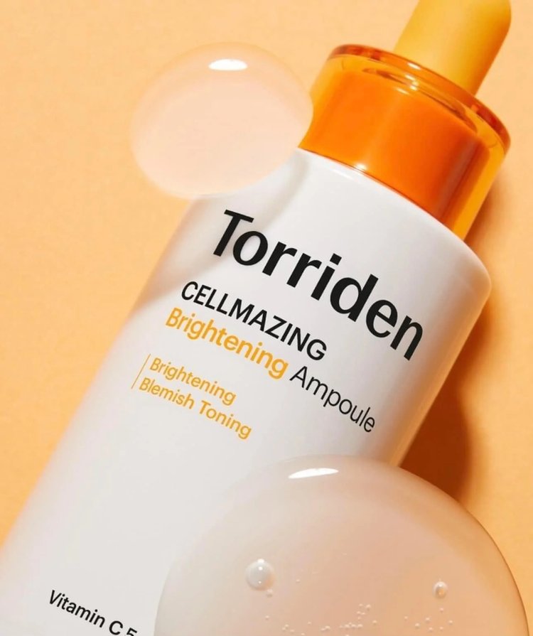 Ampoula Iluminadora con Vitamina C Cellmazing 30 ml - Torriden