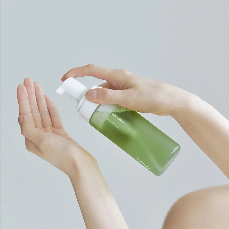 Limpiador en Burbujas para el Acné The Real Noni 155 ml - Celimax