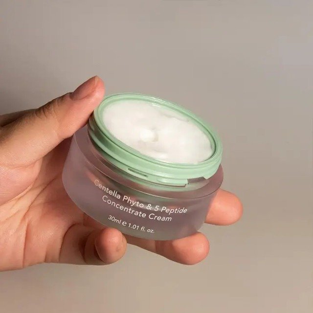 Crema Concentrada de Centella con Fito y 5 péptidos - Haruharu