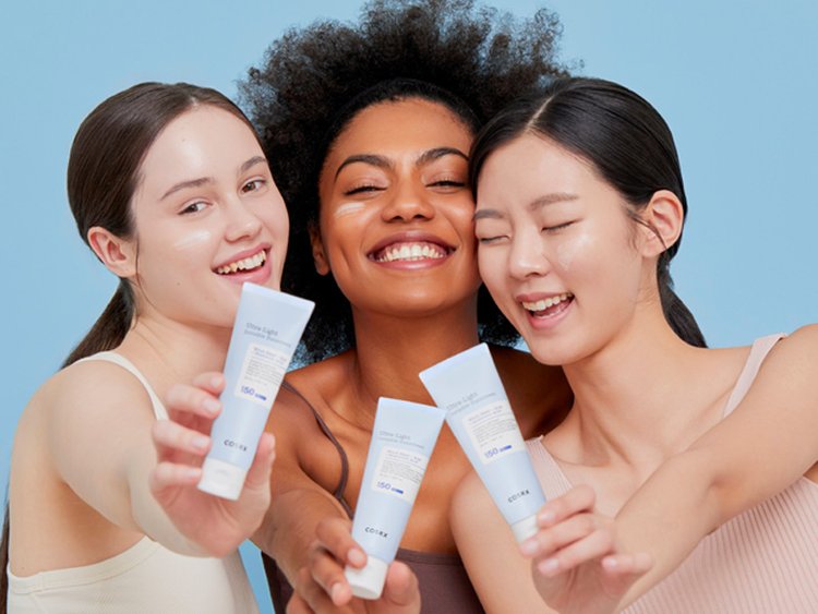 Bloqueador Solar Ultra-Light Invisible SPF50 PA++++ 50 ml - Cosrx