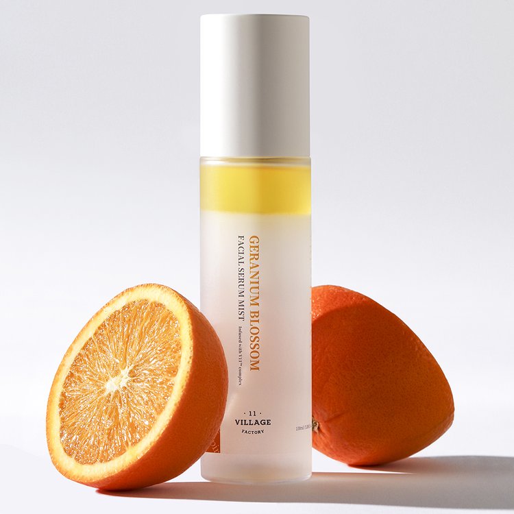 Bruma Facial de Geranio en Flor Fresh Dewy 100 ml - 11 Village Factory