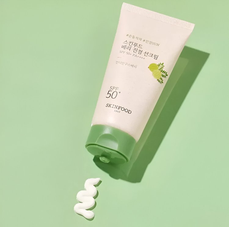 Bloqueador Solar en Barra Hidratante Berry Moist 50 ml - Skinfood
