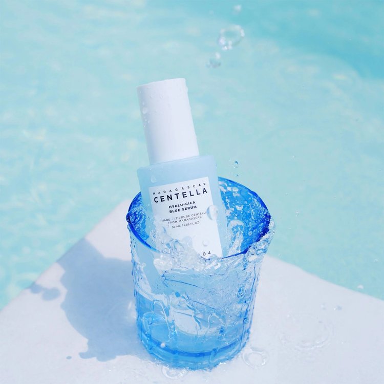 Suero Azul con Ácido Hialurónico de Centella 50 ml - Skin1004